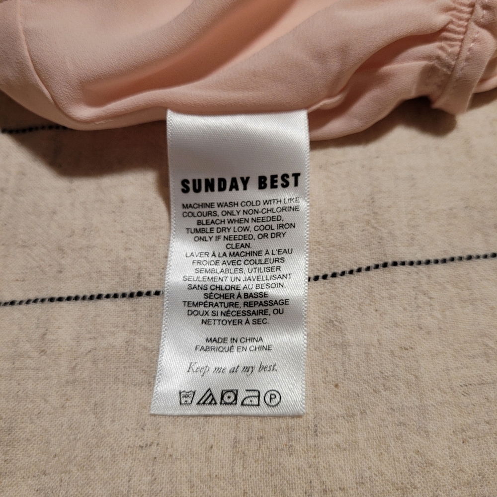 ARITZIA Sunday Best Cropped Tie-Front Blouse | S | - Picture 5 of 6